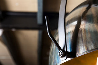 adjustable-light-fitting