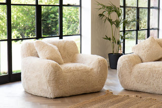 alaska-faux-fur-range-caramel-lifestyle