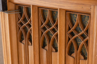 solid-english-oak-altar-carvings