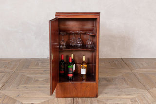 asymmetric-art-deco-sideboard-close-up-storage