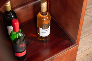 asymmetric-art-deco-sideboard-close-up-storage