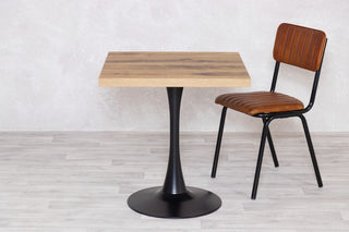 ashford-square-country-oak-tulip-base