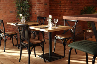 ashford-country-oak-square-lifestyle-image