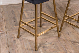 backless breakfast bar stool