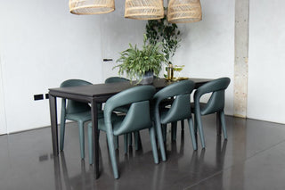 baltimore-dining-table-lifestyle