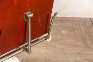 barber chair with arms