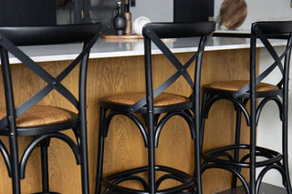 black-stool-lifestyle