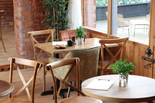 bentwood-chairs-in-cafe