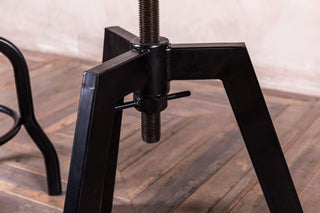 black adjustable table