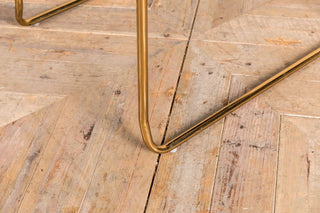 black contemporary chair