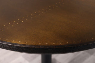 brass-top-with-black-edging