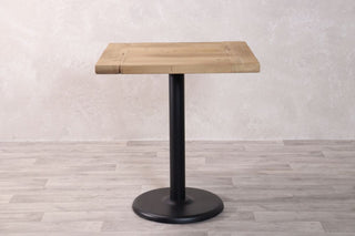round-base-table