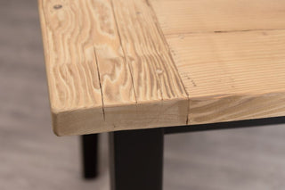 brixham-dining-table-close-up