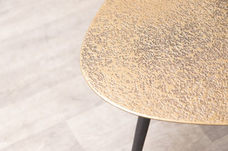 brocton-coffee-table-set-of-2-close-up