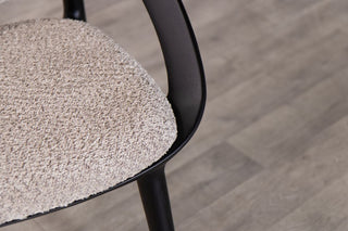 brunswick-chair-black-beige-close-up