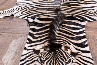 zebra-hide-rug-detail