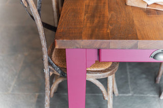 pink-table-leg