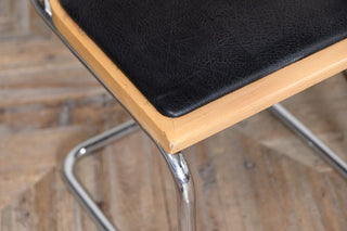 1970s-cantilever-chair-seat
