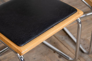 1970s-cantilever-chair-seat
