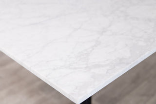 poseur-table