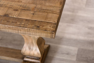 castle-dining-bench-corner-close-up