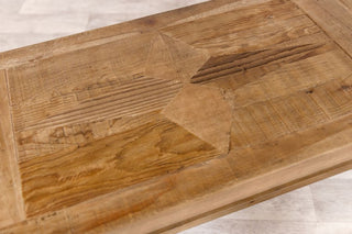 castle-dining-bench-1.9m-patterned-top-close-up