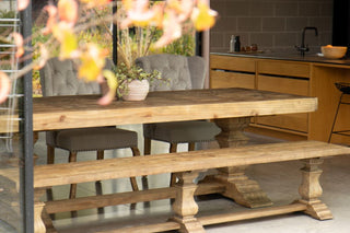 castle-table-lifestyle