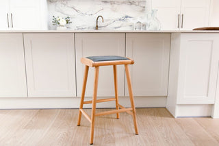 chameleon-stool-lifestyle-grey