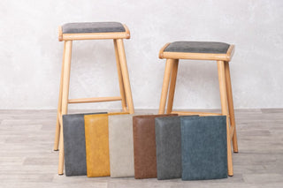 chameleon-stool-range-natural