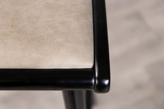 chameleon-stool-black-cashmere-bar-seat