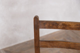 farmhouse-chair-close-up
