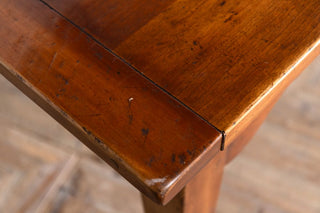 french-farmhouse-table-corner