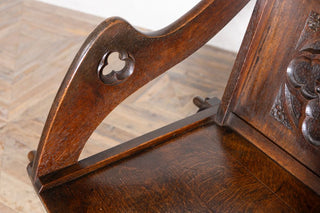 vintage-oak-clergy-chair-close-up