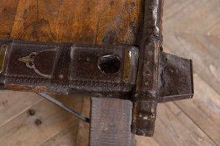 moroccan-style-coffee-table-close-up