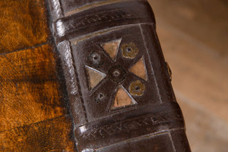 moroccan-style-coffee-table-close-up
