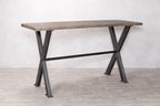 Poseur Table