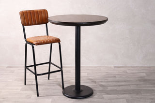 high-table-with-round-base