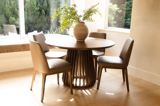 darcy-round-table-with-side-chairs