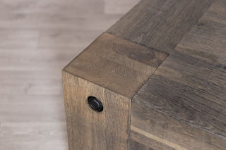 darwin-coffee-table-corner