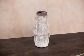 shabby-chic-decorative-pot