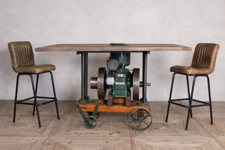 vintage-engine-table