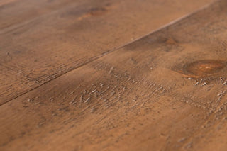 vintage-tabletop-close-up
