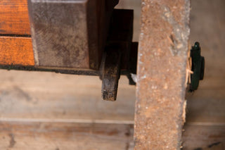 metal-close-up