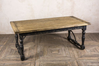 extendable dining table