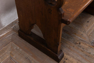extra-large-church-pew-close-up