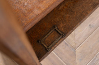 extra-large-church-pew-close-up