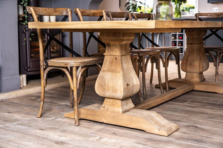 farmhouse-dining-table