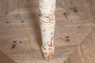 large-victorian-pine-farmhouse-dining-table-close-up