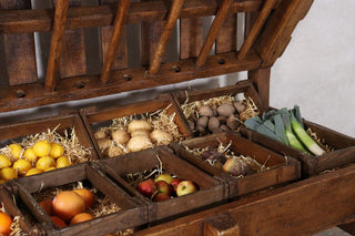 Farm Shop Fitting Display Hay Rack