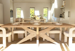 jasmine-accent-chair-with-farringdon-table